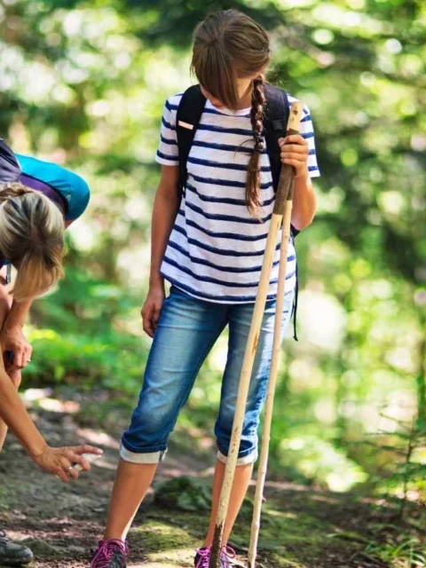 how to avoid ticks while hiking