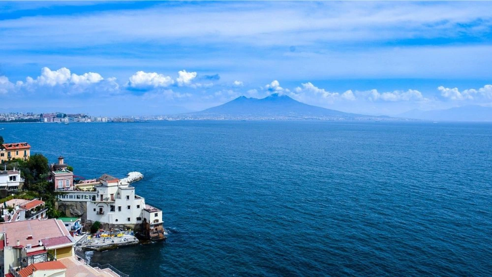 Naples - Gateway to the South