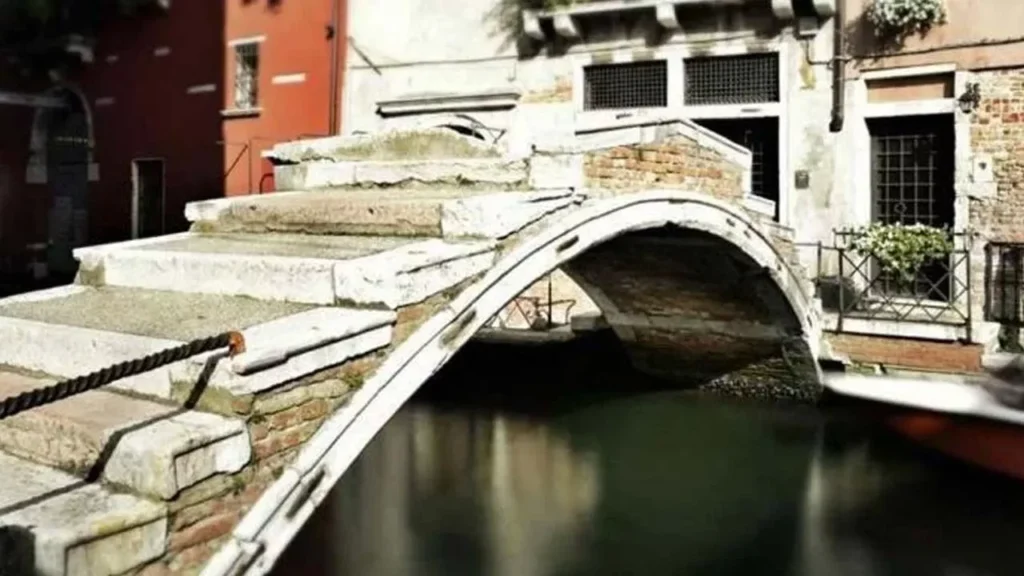 The Ponte Chiodo bridge