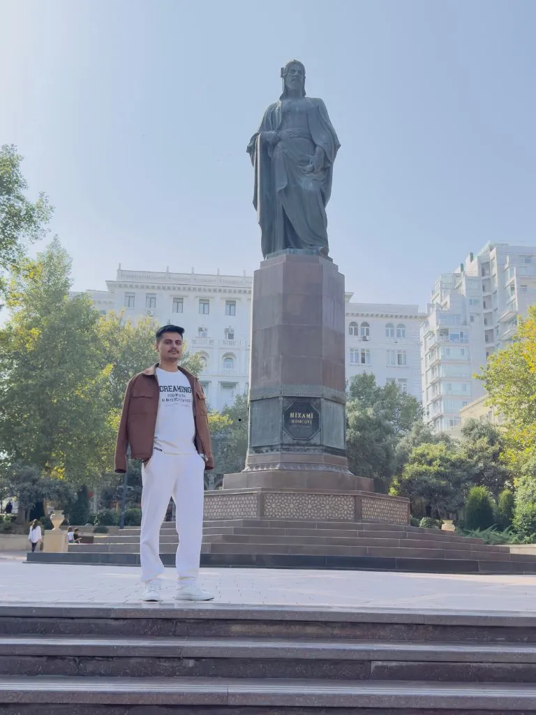 Learn About Nizami Ganjavi