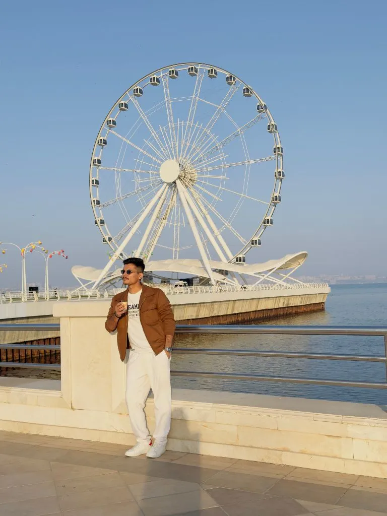 Ride the Baku Eye